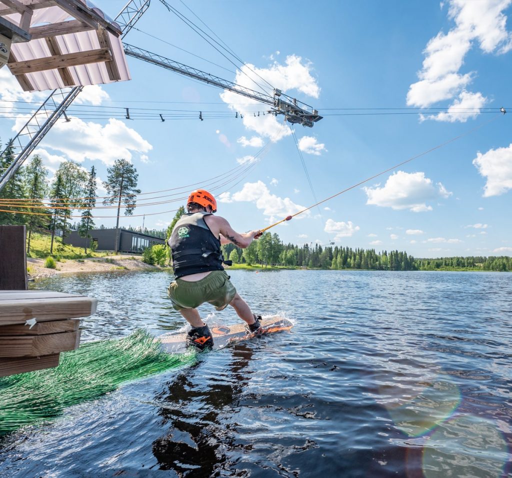 Kaapeli wakeboard-rata aloituspaikka
